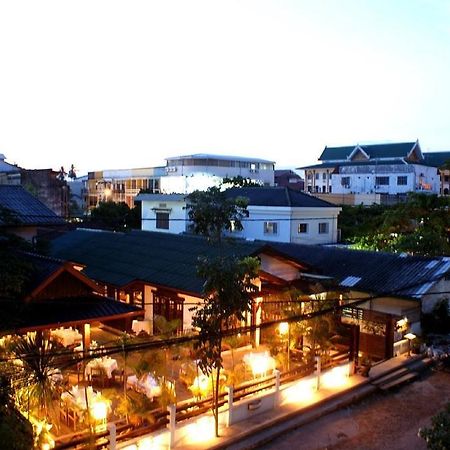 Avilla Phasouk Hotel Vientiane Dış mekan fotoğraf