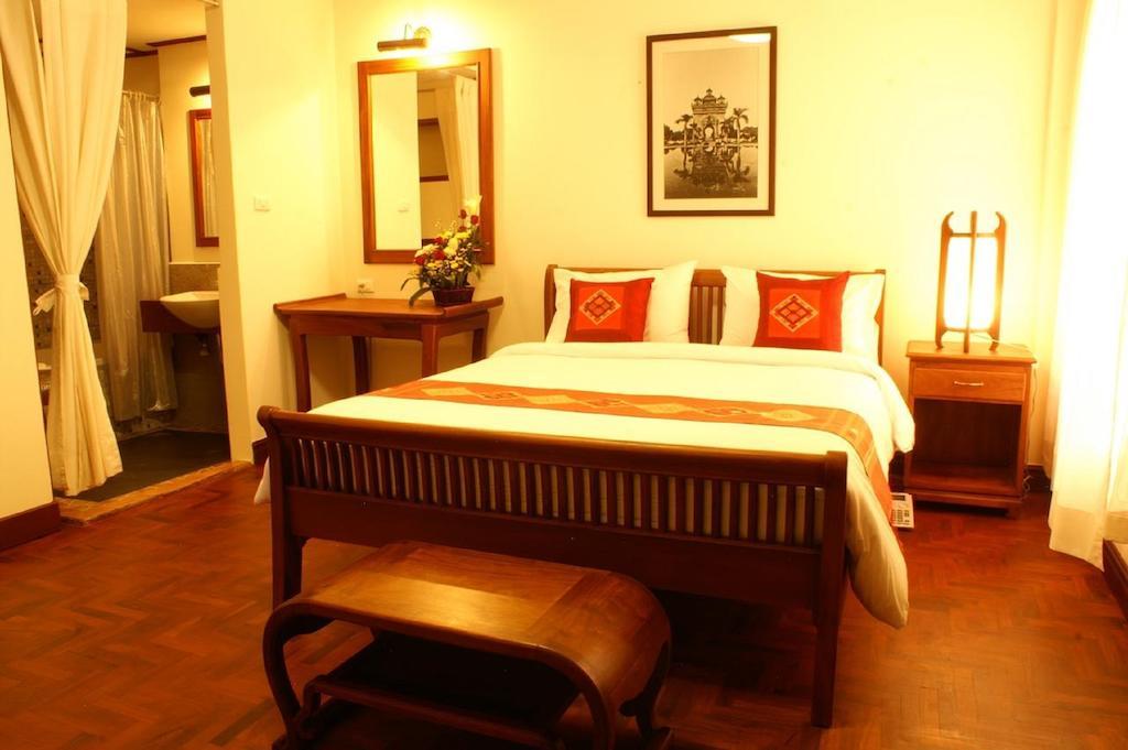 Avilla Phasouk Hotel Vientiane Dış mekan fotoğraf