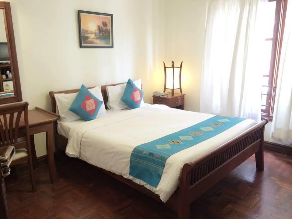 Avilla Phasouk Hotel Vientiane Dış mekan fotoğraf