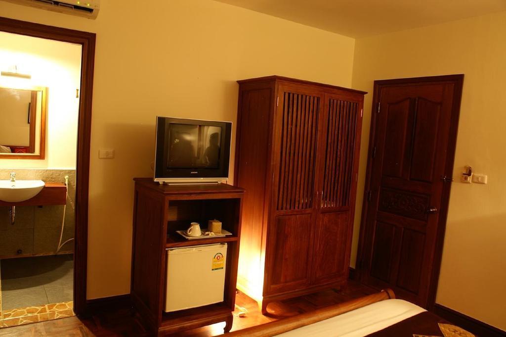 Avilla Phasouk Hotel Vientiane Dış mekan fotoğraf